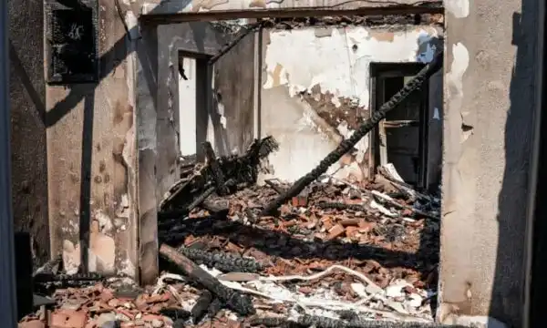 Njëmbëdhjetë vatra zjarri vazhdojnë të jenë aktive në Kosovë