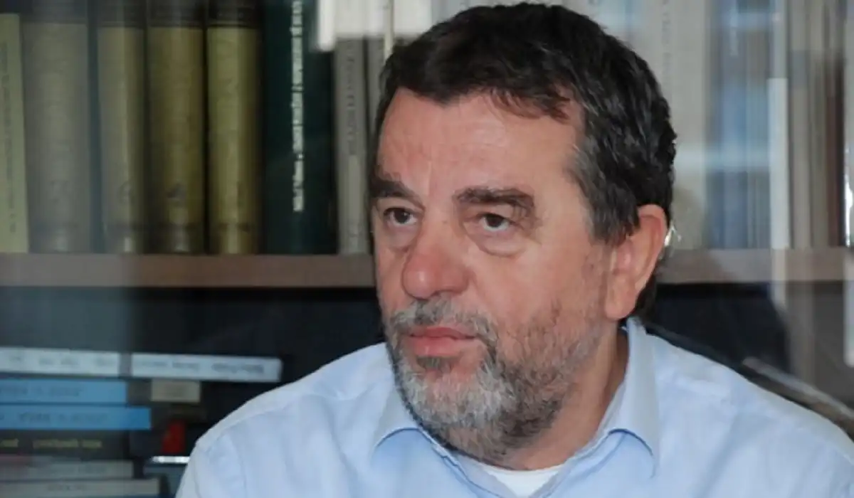 Krasniqi: Trajtimi i keq i Bashës nga VV-ja ka të bëjë me pendesën e tij për shkrimin ku fyhej UÇK-ja
