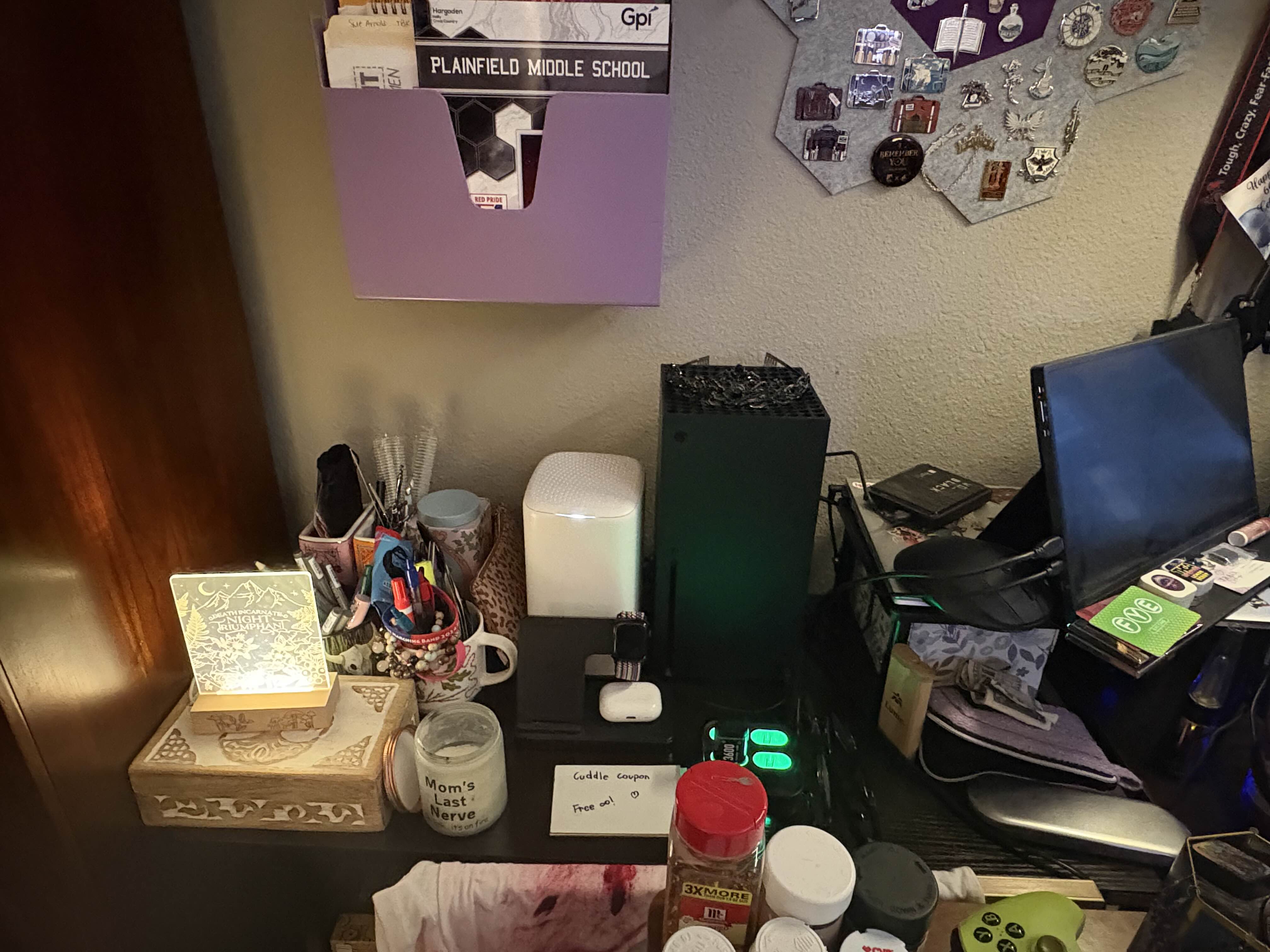 Share Your Setups: Desk Tours & Battlestations - Image 2