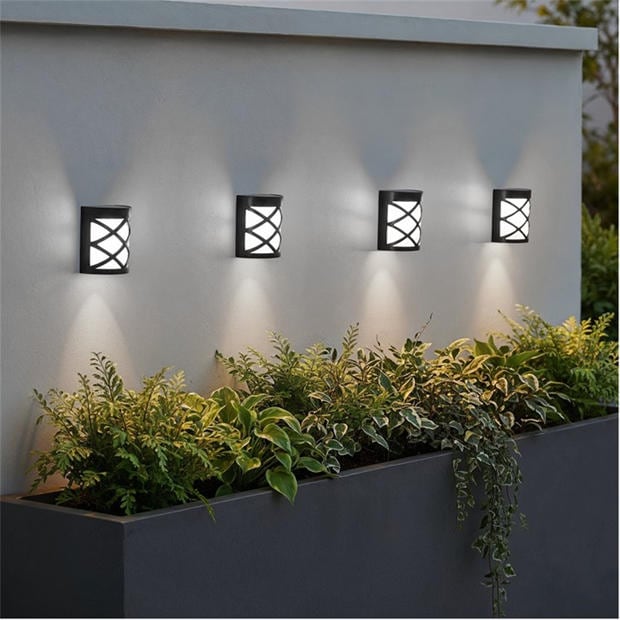 Streetwize - Solar Powered Fence And Wall Lights - 4 Pack