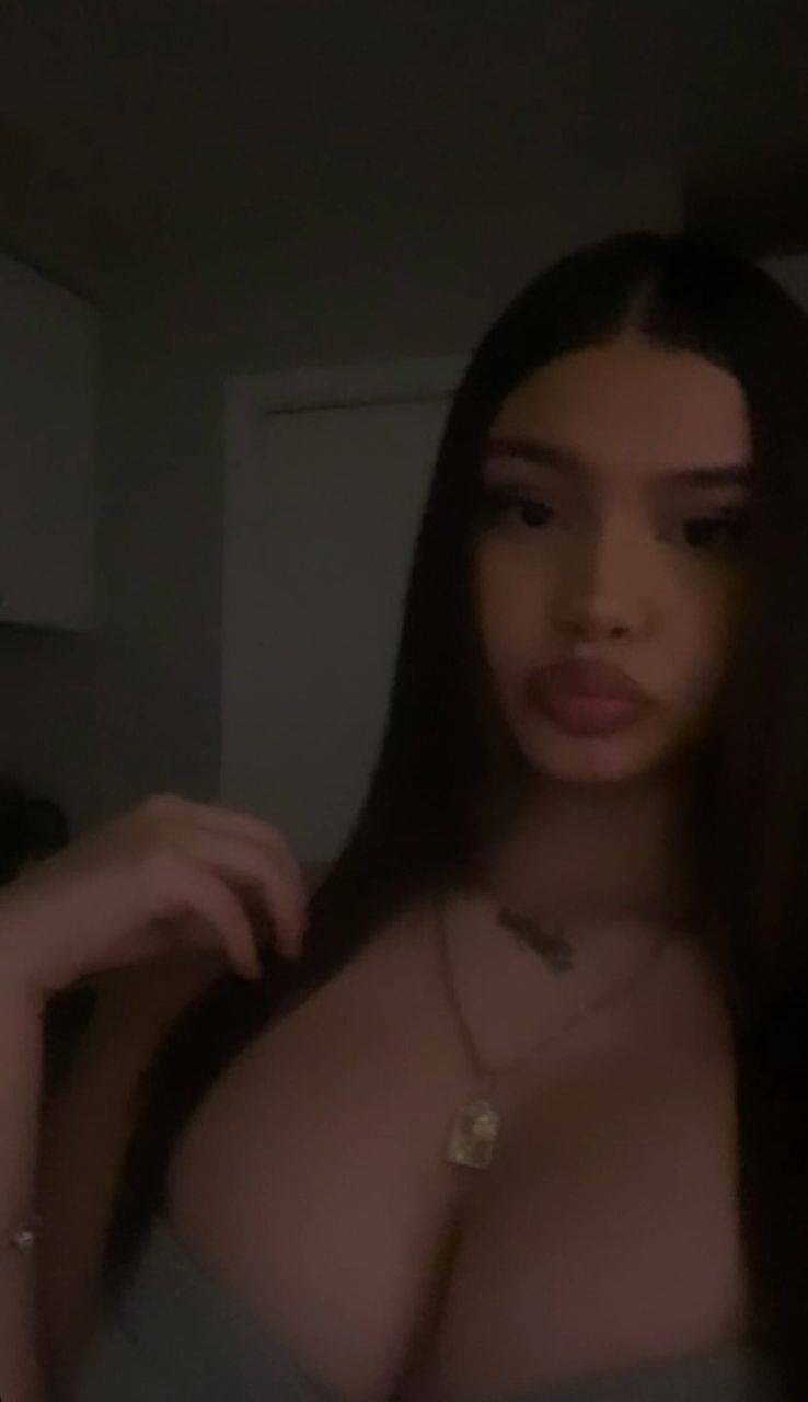 Late Night Flirt Thread in Anime Empire