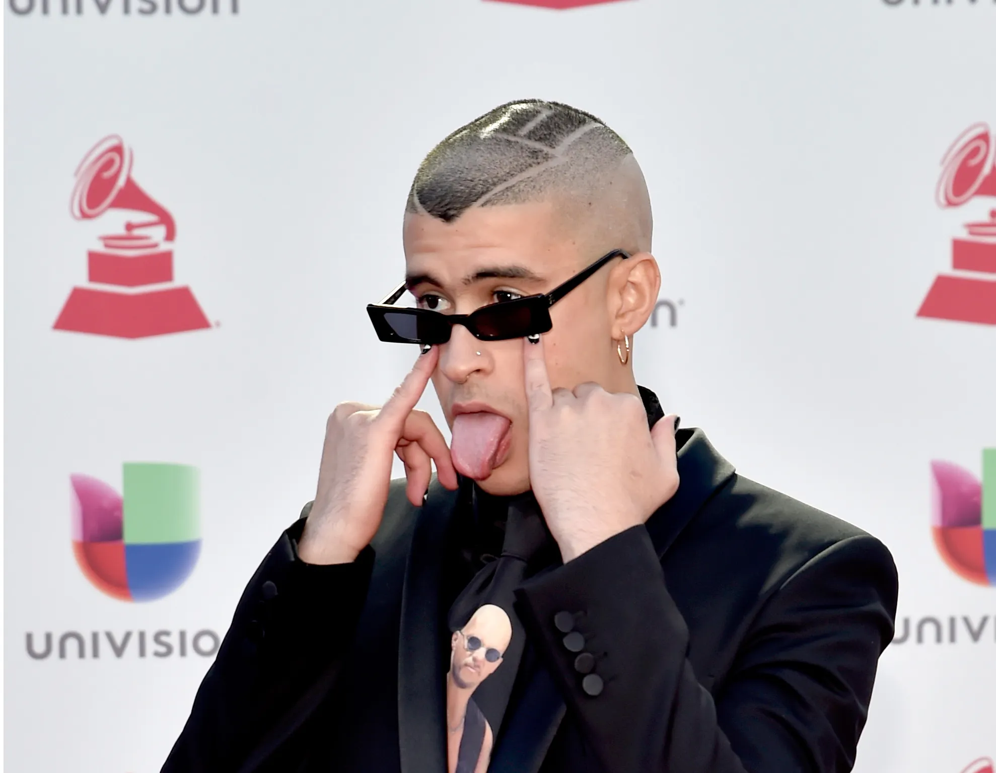 Bad Bunny [2018] (RVC V2, RMVPE, Ov2 PRETRAIN) (375 Epochs)