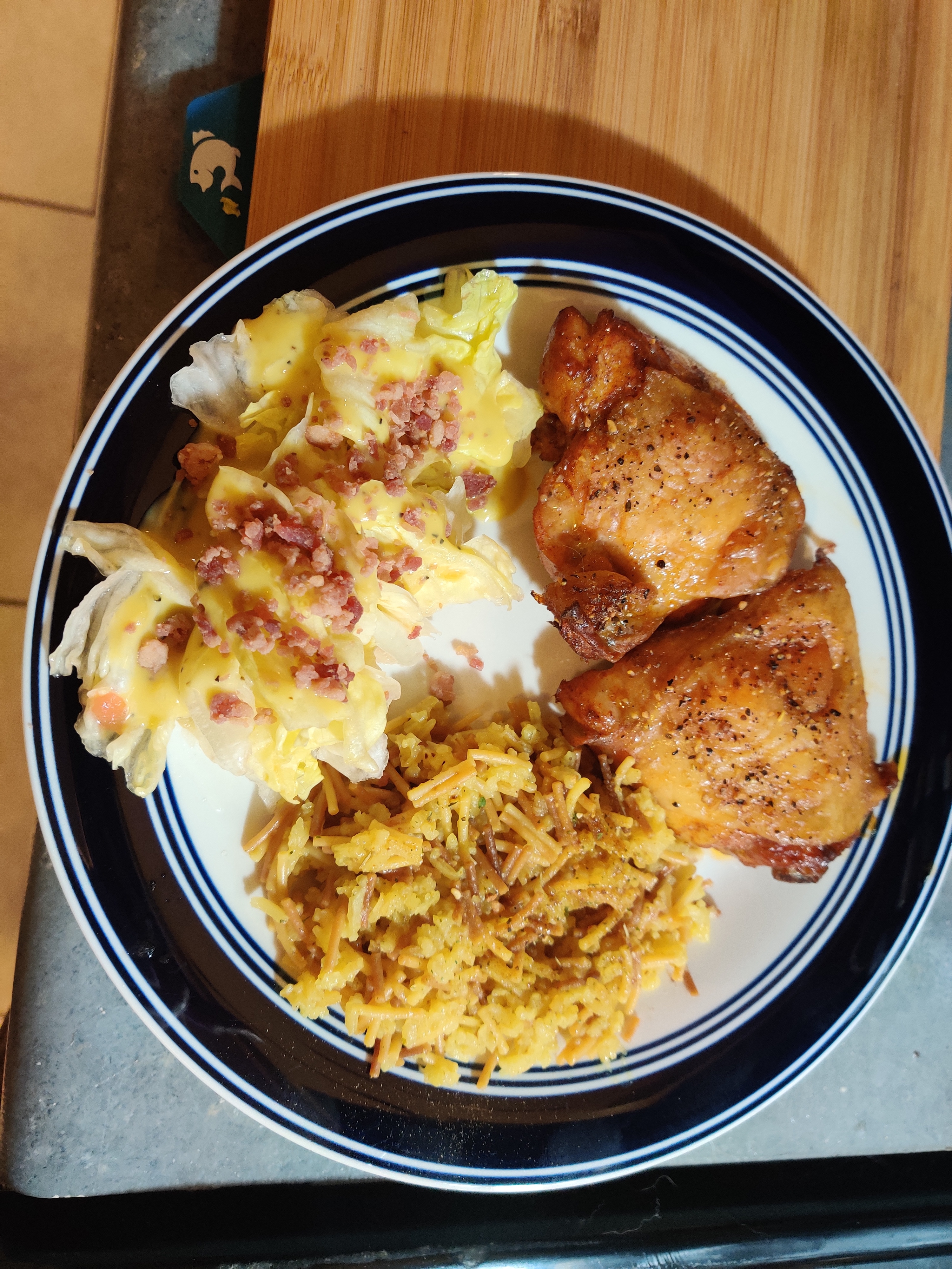 Baked chicken thighs with Salad and rice