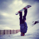 avatar om la ski cu capun jos