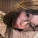 avatar Cô bạn bàn bên