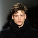 avatar Simon Nessman
