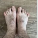 yourmomsfeet.