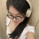 Cô gái mộng mơ