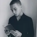 feelalonee