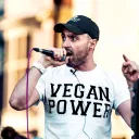 joeycarbstrong