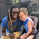 guszy.