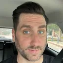 guyinthepinkshirt