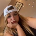 avatar 𝓓𝓸𝒍𝒍𝒚♉