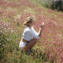 avatar ℒ𝑎𝑢𝑟𝑎