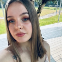 avatar 𝒱𝒾𝑜𝓁𝑒𝓉𝓉𝒶