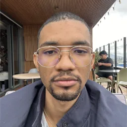 lesthoward's avatar