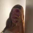 avatar •┈•✦♧ Ella 💜✦•┈•