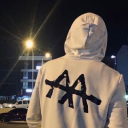 avatar 𝓒𝓻𝓮𝓮𝓭