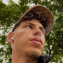 avatar GlizzyPlayboi