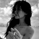 avatar chris’s gf ♡