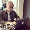 twujstara