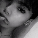 avatar 𝓦𝓪𝓻𝓻𝓮𝓷  >.<