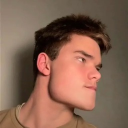 avatar 6'6superrichhandsomeframemogger