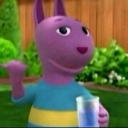 avatar lauryen ♡ ⁺‧₊˚ ୭