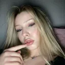 • Zeliha | 25
