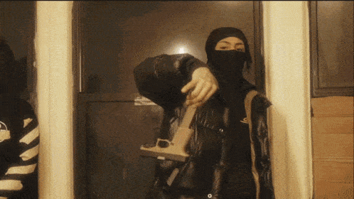 etrenches Discord server banner