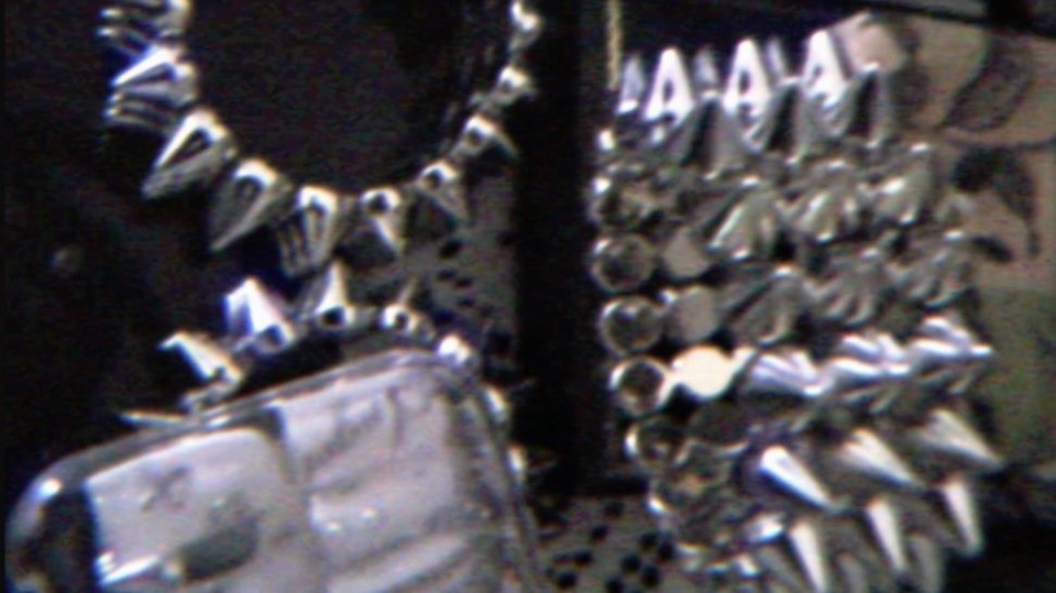 the auras Discord server banner