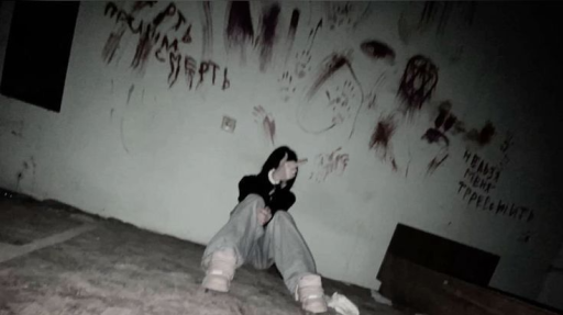 Blood – Aesthetic Goths, Egirls, Active Chats, DMs/DMS, and Gaming Communit Discord server banner