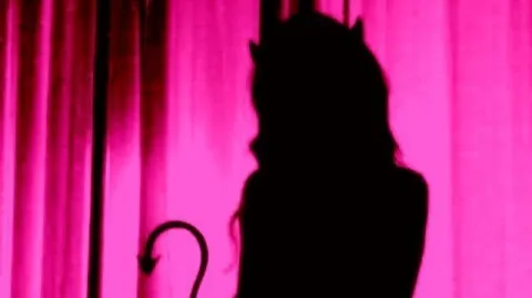 Desire 18+ 🖤 banner