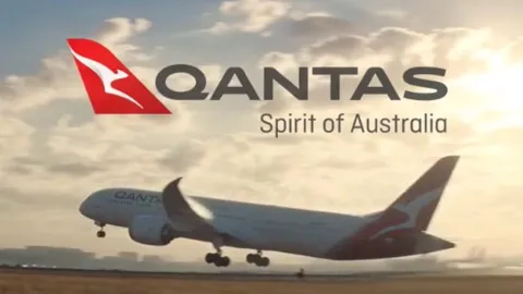 QA | QANTAS banner