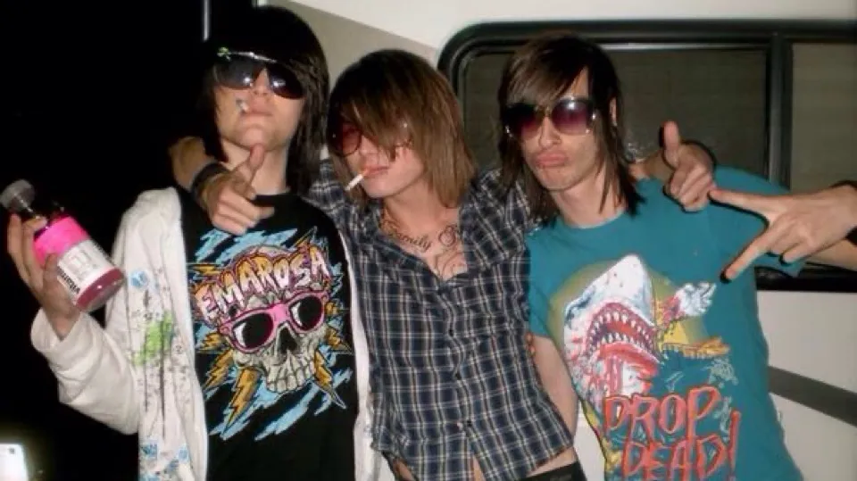 scenemo bitches only!! Discord server banner