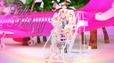 /pinkfridayy ; comeback 🌺 Discord server banner