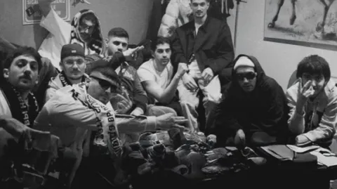 acil para lazım banner