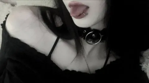 †𝐆𝐎𝐎𝐍𝐒𝐋𝐔𝐓𝐒¹⁸⁺ banner