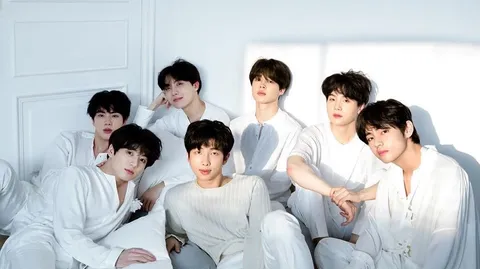 /𝓁ove 𝓎ourself 🦢 #⊙⊝⊜ banner
