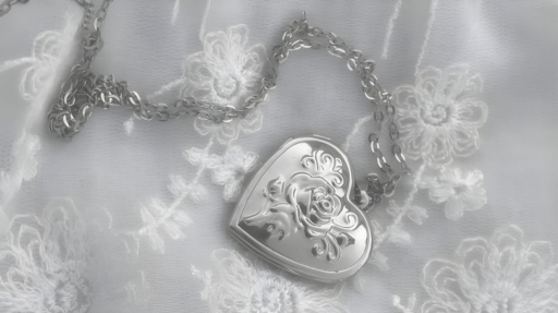 hush ⋆˚࿔ Discord server banner