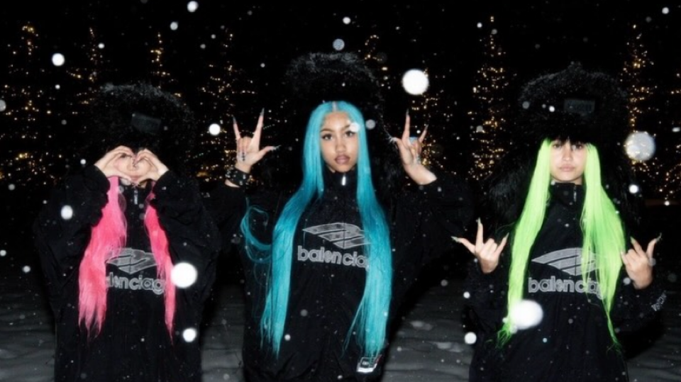 ʙᴀᴅ ʙɪᴛᴄʜᴇꜱ ᴏɴʟʏ Discord server banner