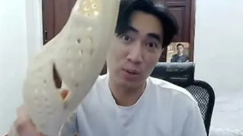 Levi's Discord banner