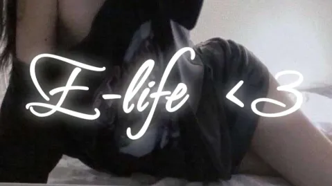 🧃E-LiFE | 24/7 VC﹒Gaming﹒Anime﹒Memes﹒Emojis﹒Social﹒Chat﹒E-Girls﹒E-Boys﹒Confess﹒Fun﹒Non-Dating banner