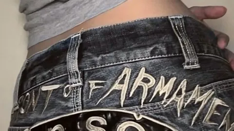 zenior ; social & gwys banner