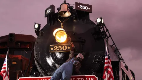Model Railroading & Railfanning banner