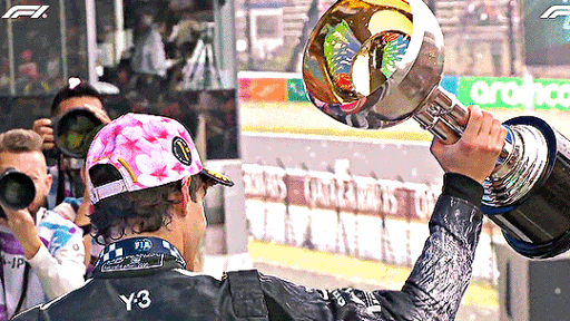 ᯓ★ kimiverse Discord server banner