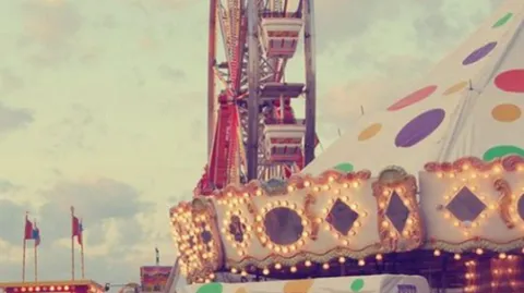 Kinnie Circus ( இ⍜இ ) banner