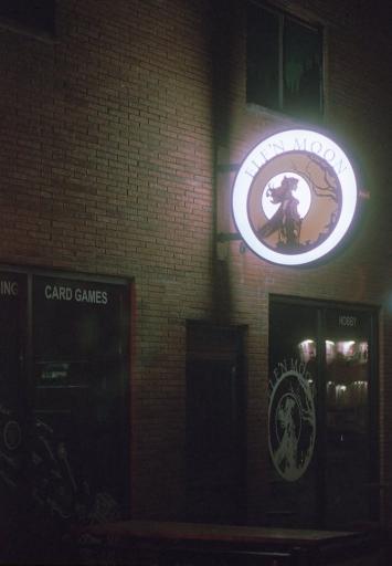 Elf N Moon - Discord Servers