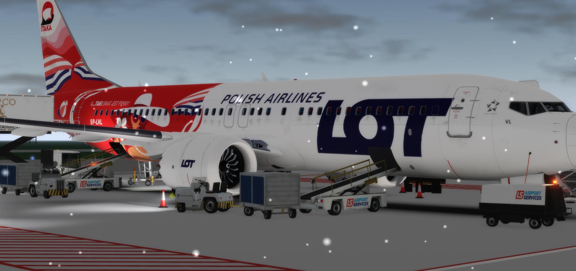 Discovery splash banner for LOT Polish Airlines Roblox Discord server