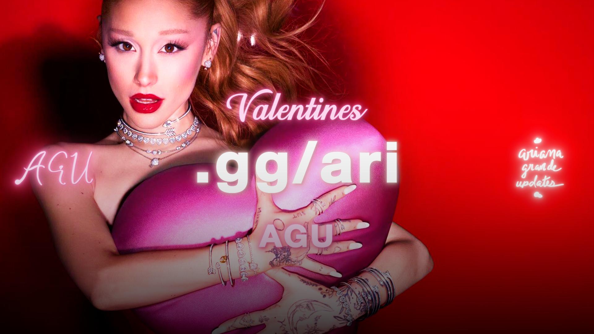 Discovery splash banner for Ariana Grande Updates Discord server